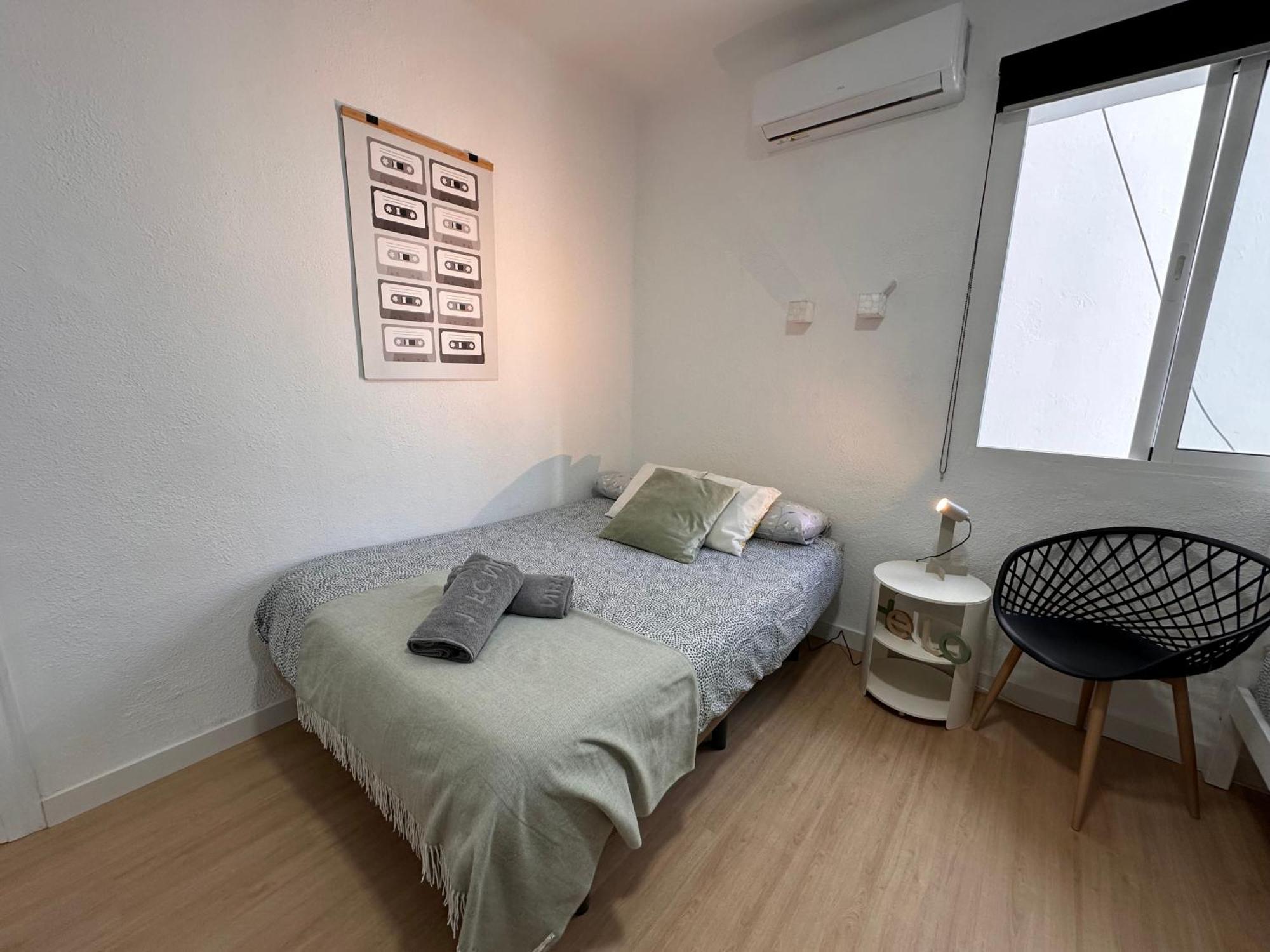 Centro Historico Malaga Especial Grupos 4 Apartment ภายนอก รูปภาพ