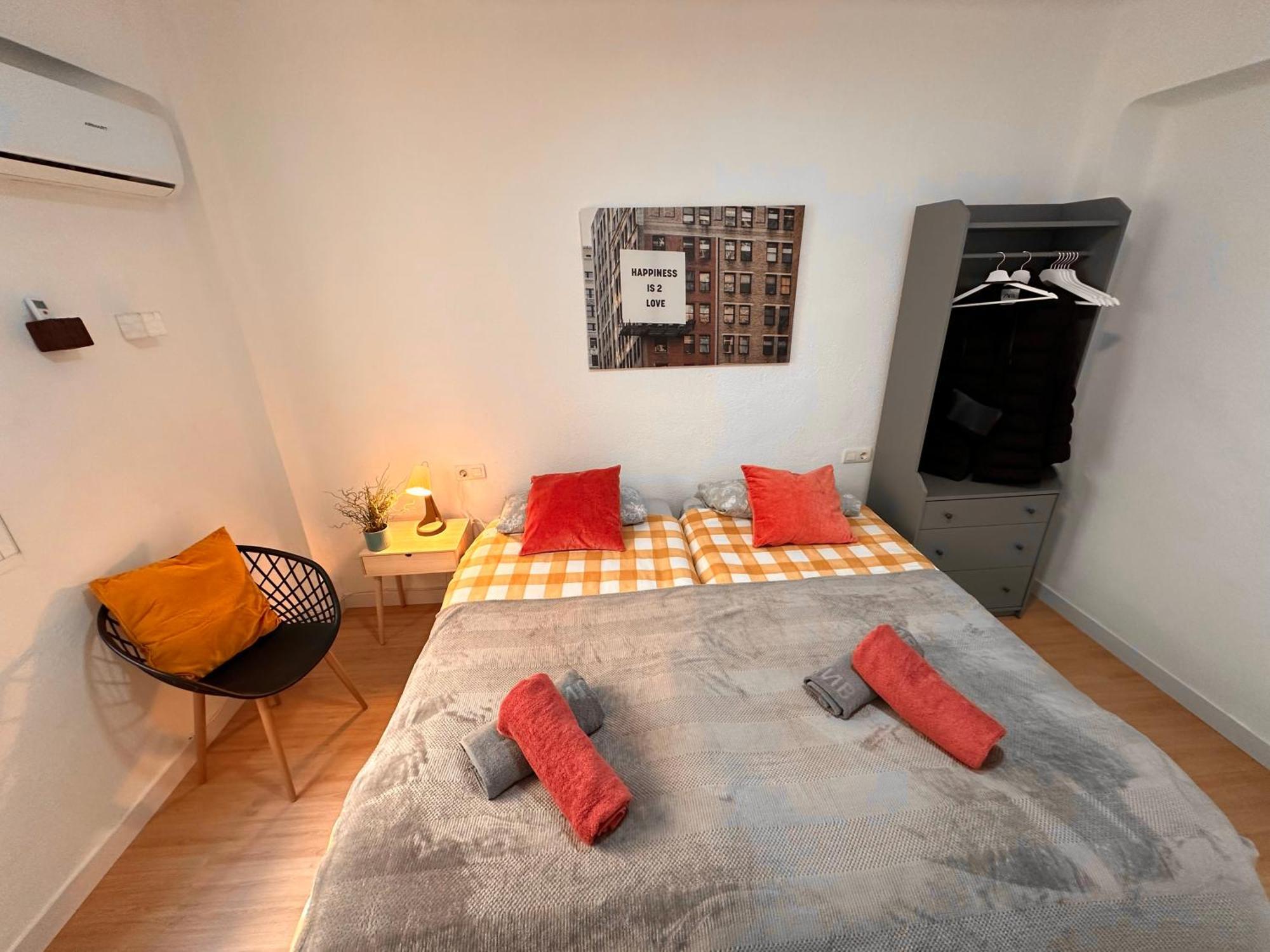 Centro Historico Malaga Especial Grupos 4 Apartment ภายนอก รูปภาพ