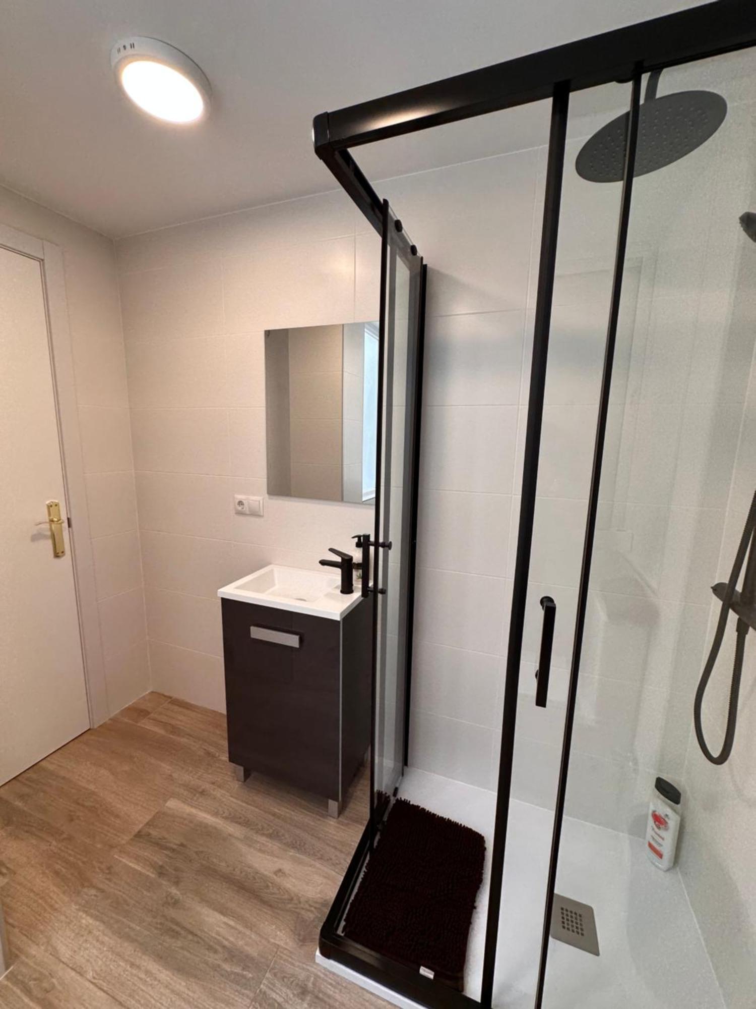 Centro Historico Malaga Especial Grupos 4 Apartment ภายนอก รูปภาพ