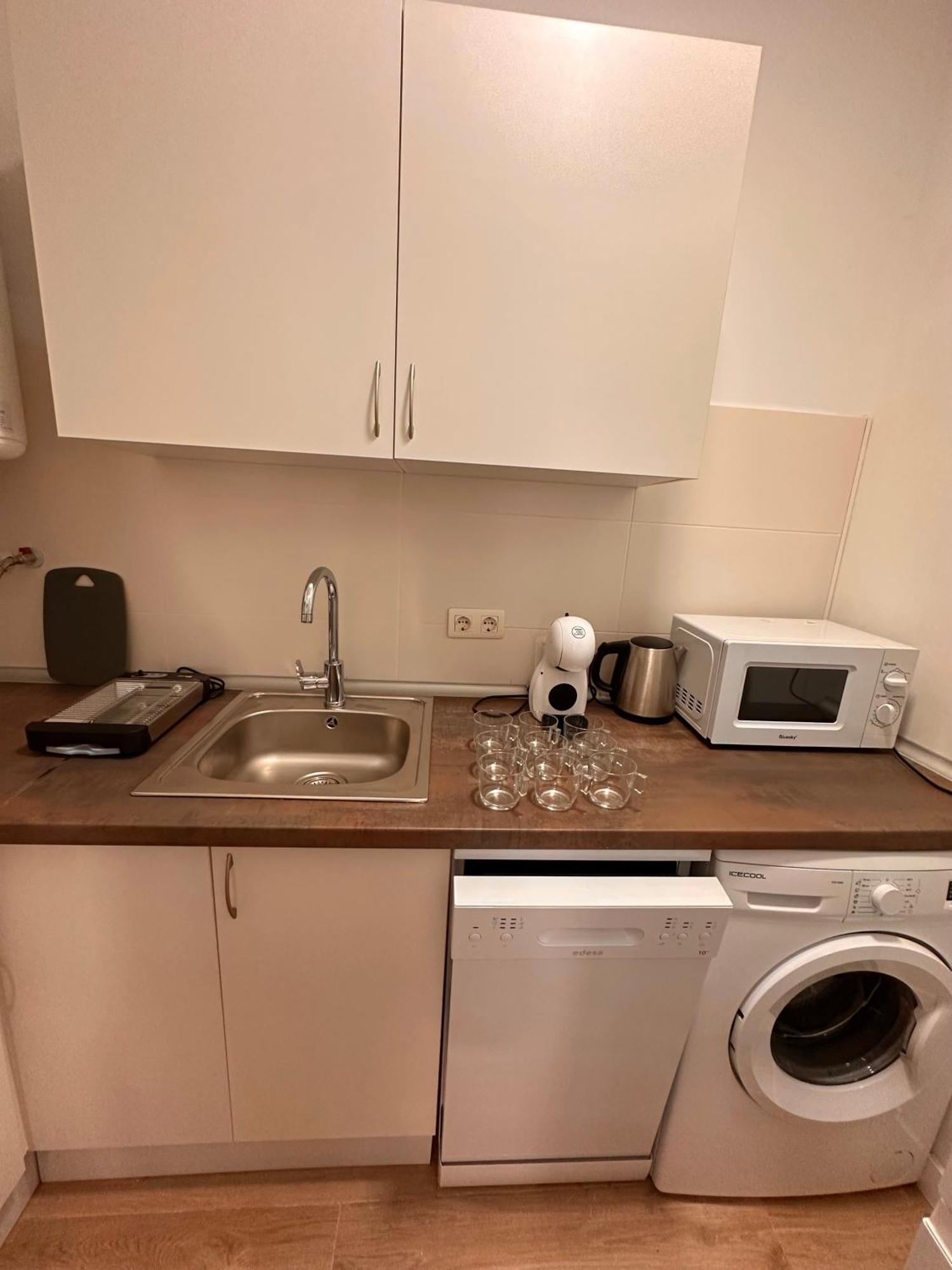 Centro Historico Malaga Especial Grupos 4 Apartment ภายนอก รูปภาพ