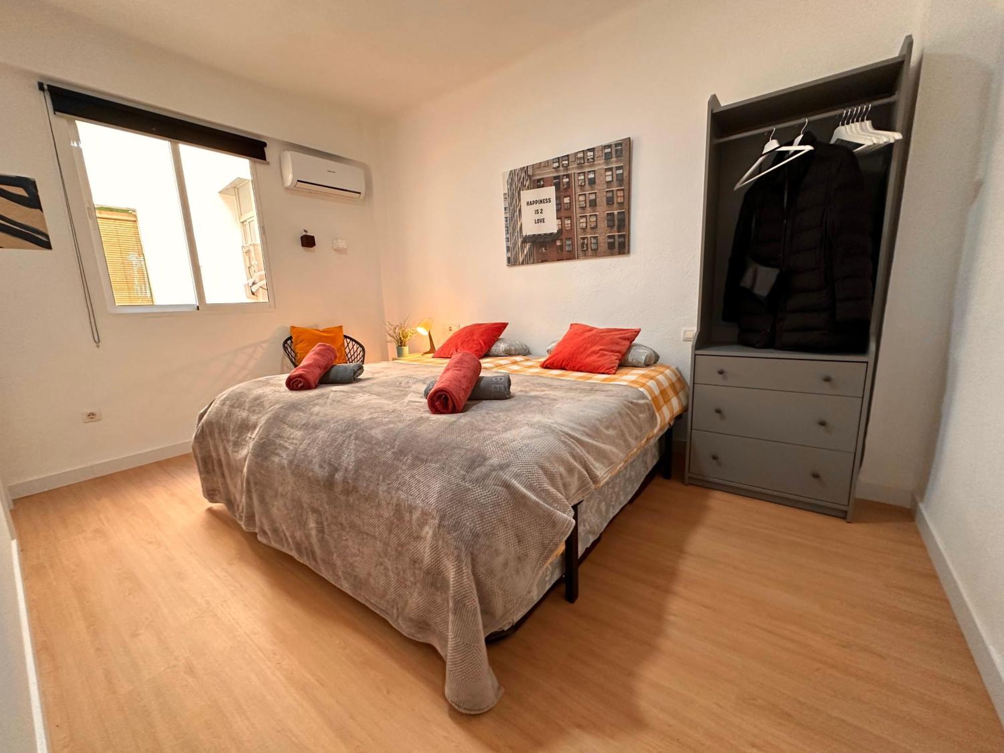Centro Historico Malaga Especial Grupos 4 Apartment ภายนอก รูปภาพ